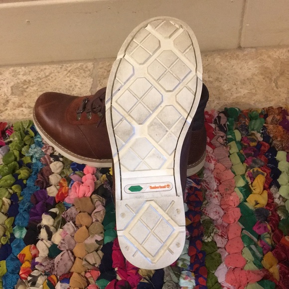 Shoes - Picture 2 of 4